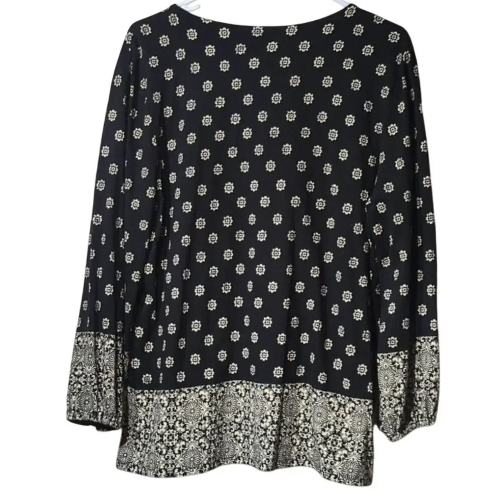 Chico's Sequin Beaded Front Placket Black/ White Peasant Elastic Sleeve Blouse 2